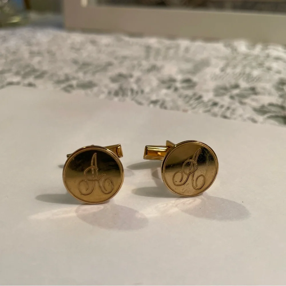 Vintage Gold Tone Cufflinks